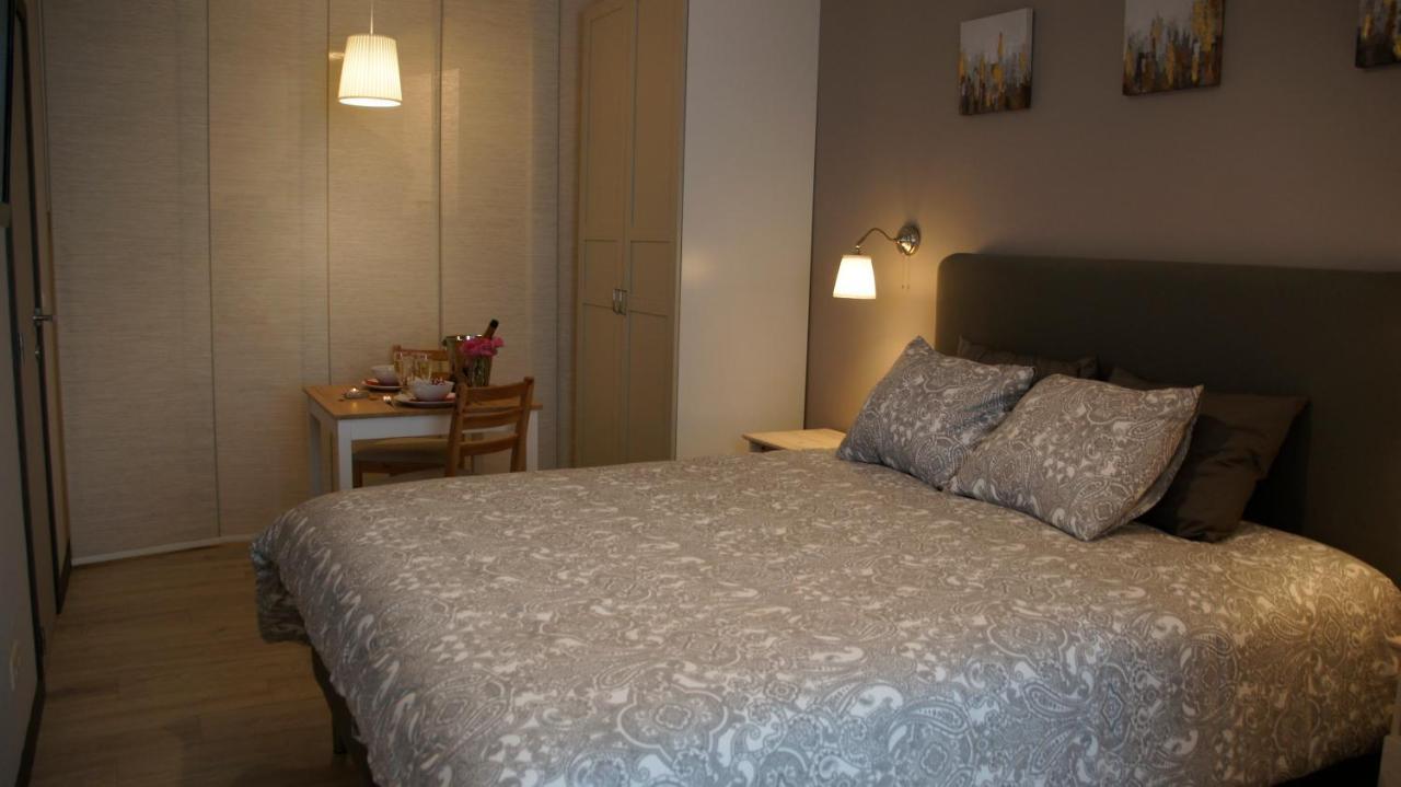 Les Petits Nids De Nina 1 Aparthotel Fosses-La-Ville Exterior photo